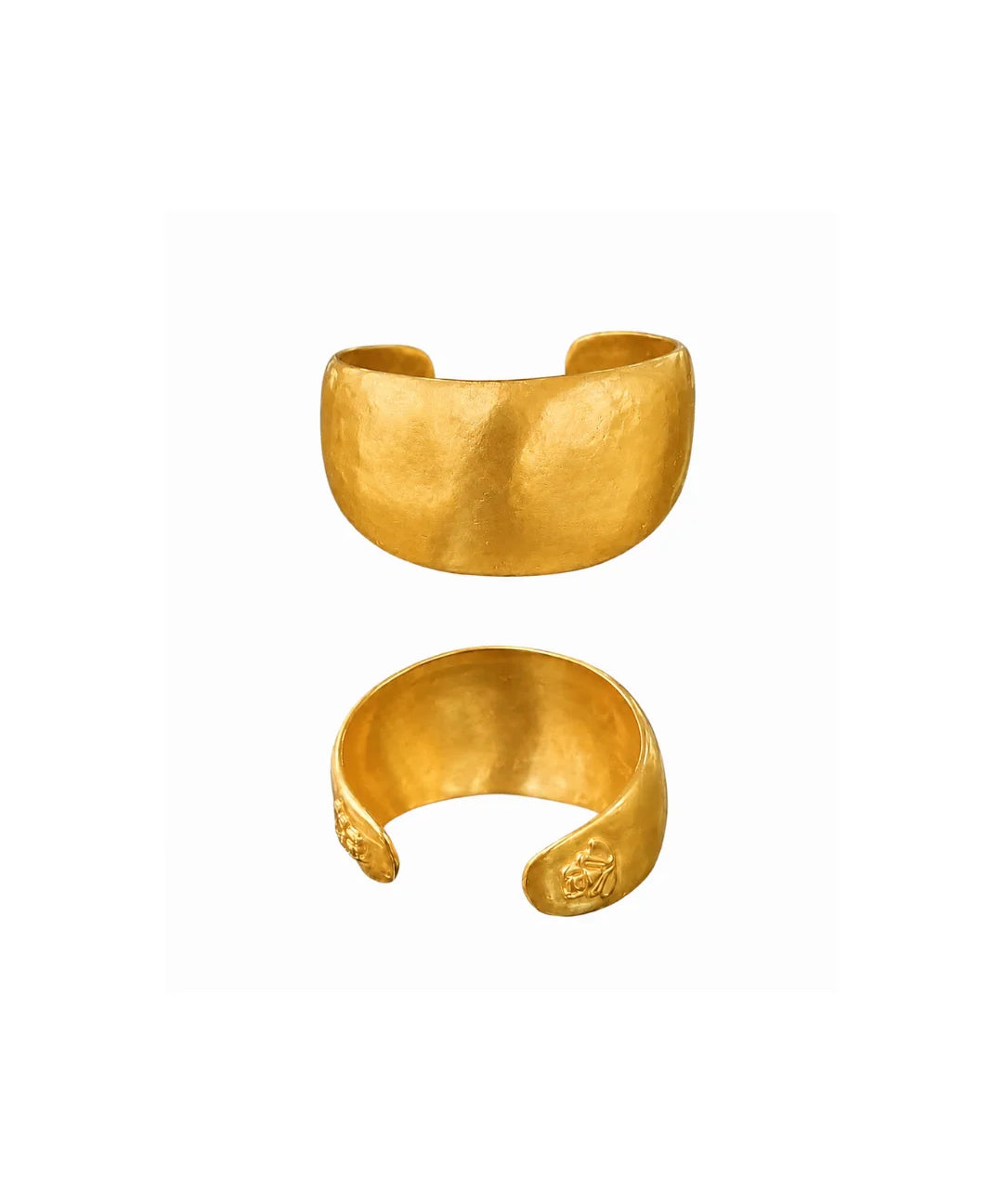 Brazalete Aswan Bachué – brazalete de inspiración precolombina de Joyería Cano