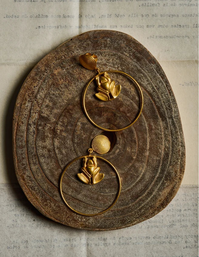 Aretes Bachué