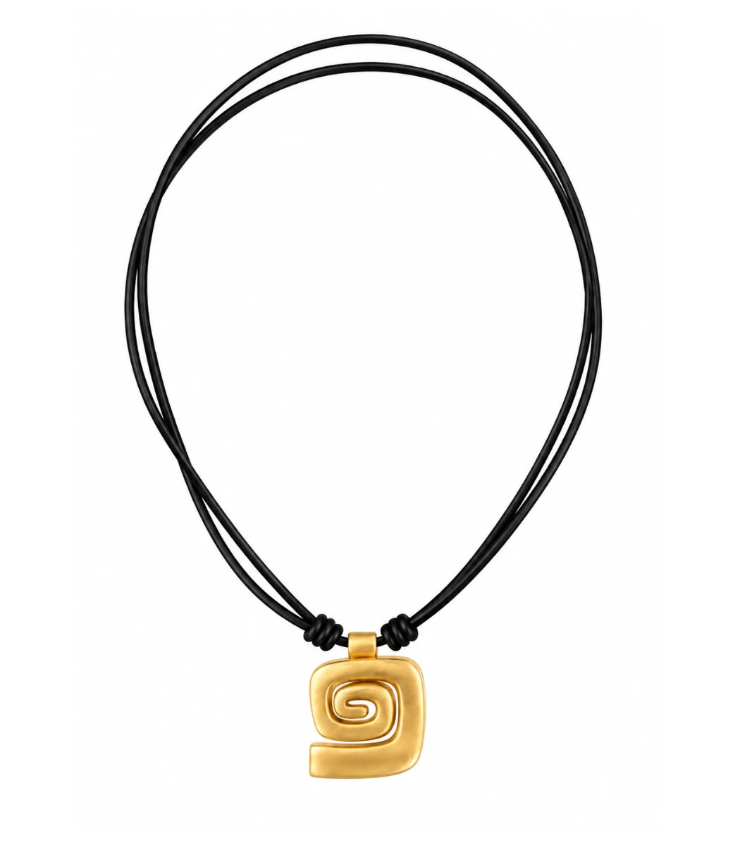 Collar Mullu en Cuero – collar de inspiración precolombina de Joyería Cano