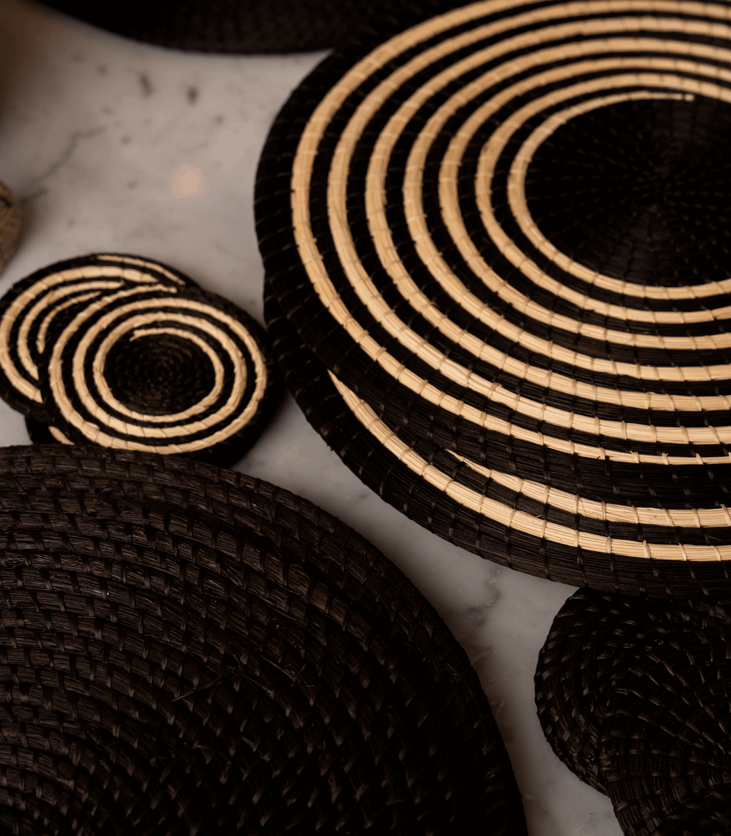 Nawi Color Nawi Beige & Black Coaster (set of 6) – Joyería Cano
