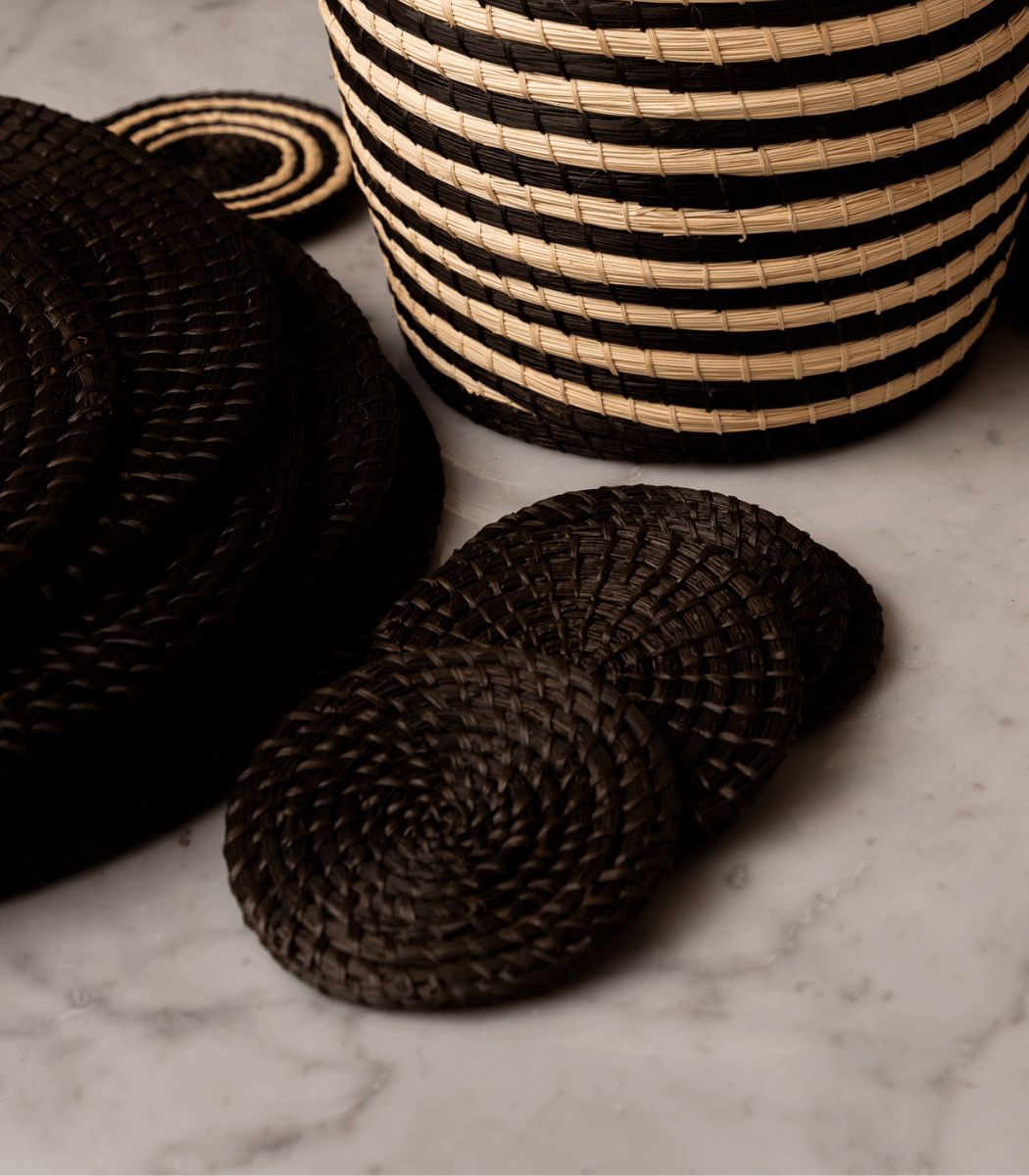 Nawi Black Coaster (set of 6)