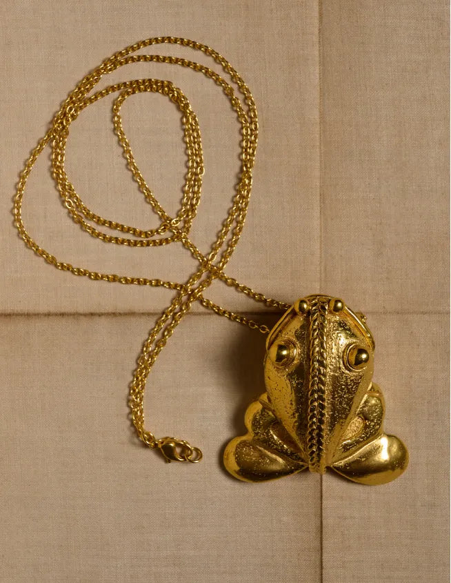 Patu Pendant / Brooch