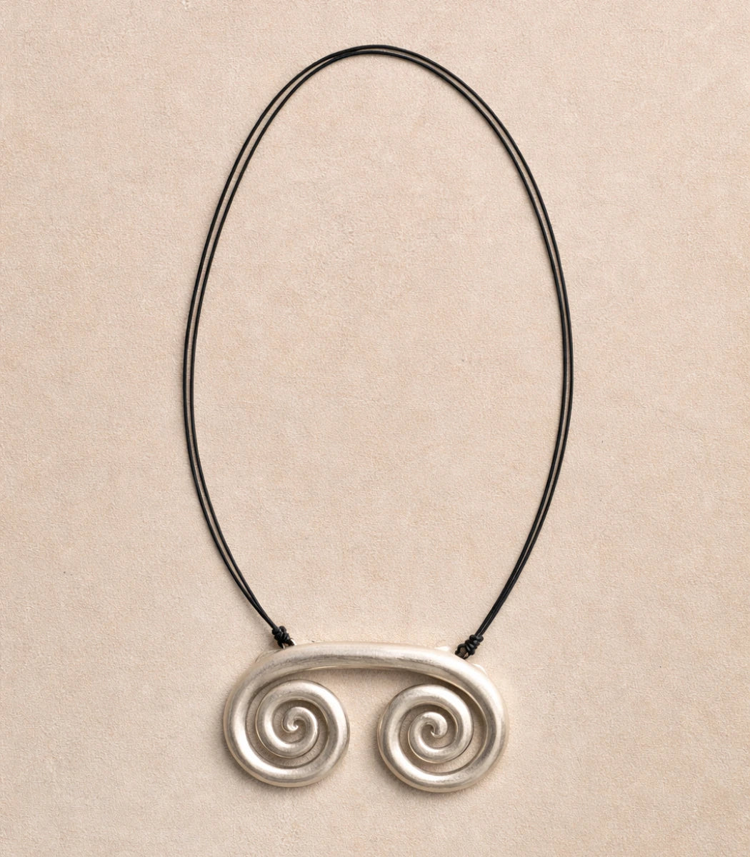 Sairi Leather Necklace