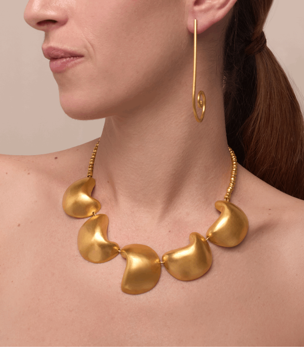 Crescente Necklace