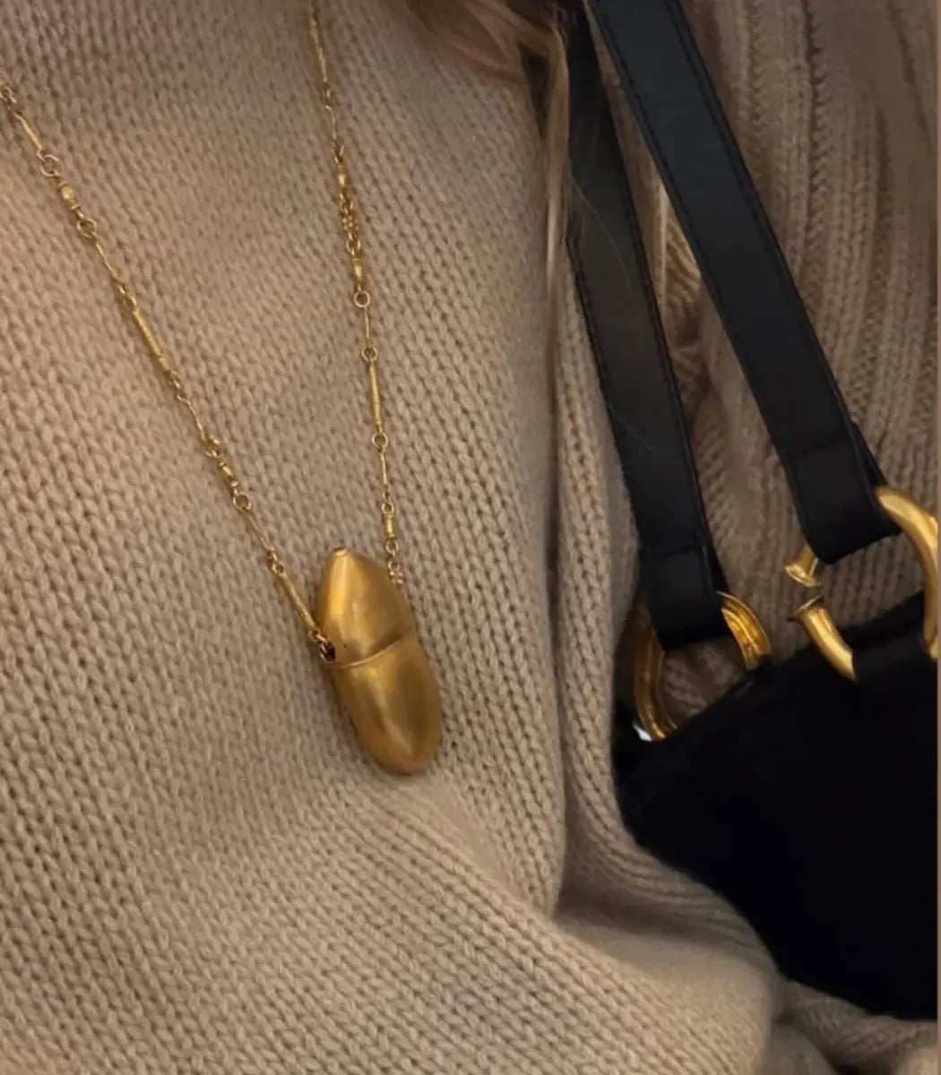 Poporo Necklace